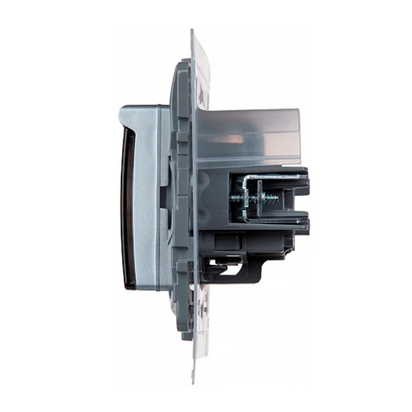 Розетка с крышкой Legrand Etika 672426 (алюминий)