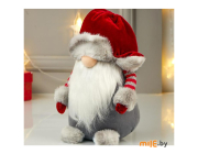 Кукла интерьерная Зимнее волшебство Дедушка Мороз в серой шубе и красном колпаке-шапке (4822666)